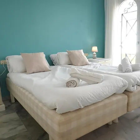 View Playa Del Moral *