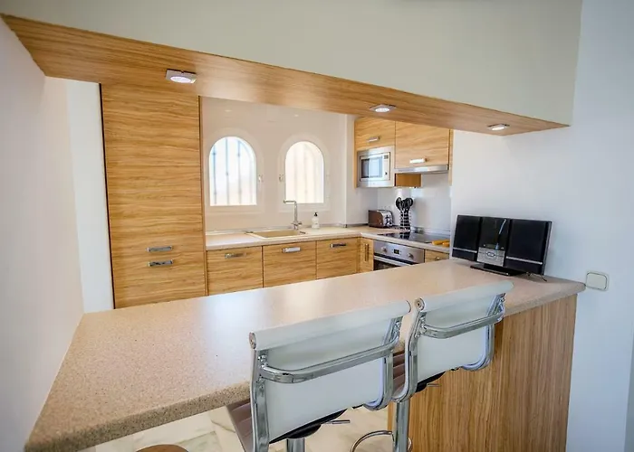 View Playa Del Moral * Естепона